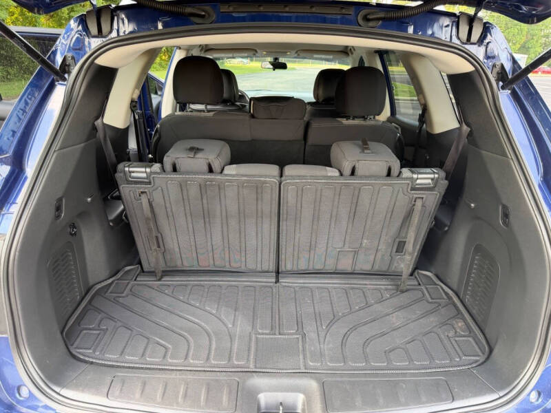 2017 Nissan Pathfinder S