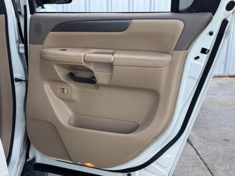 2013 Nissan Armada SV