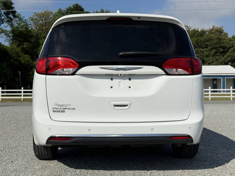 2019 Chrysler Pacifica Touring Plus