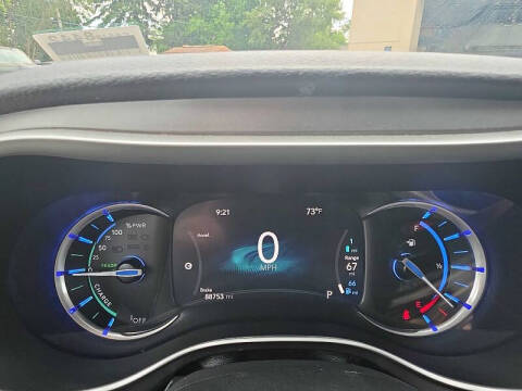 2022 Chrysler Pacifica Hybrid Touring L