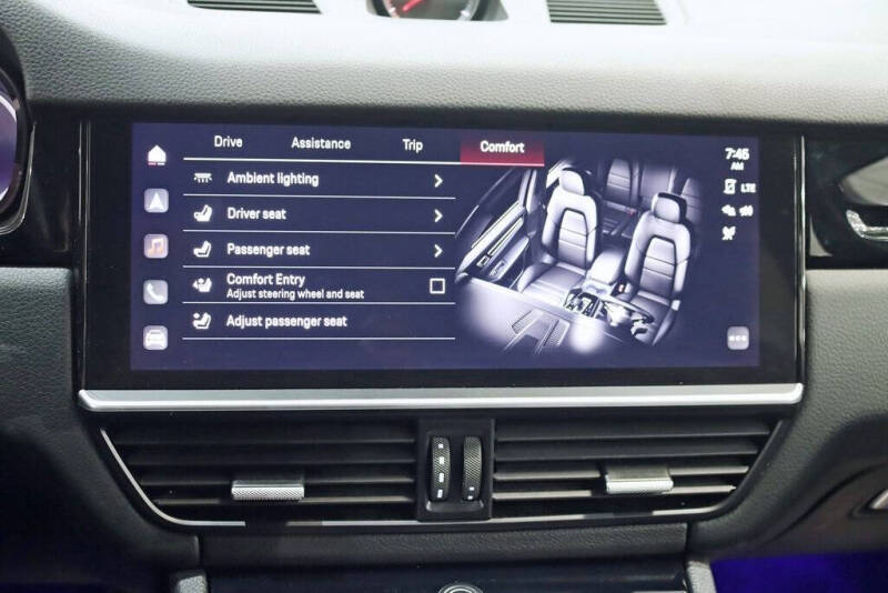 2022 Porsche Cayenne