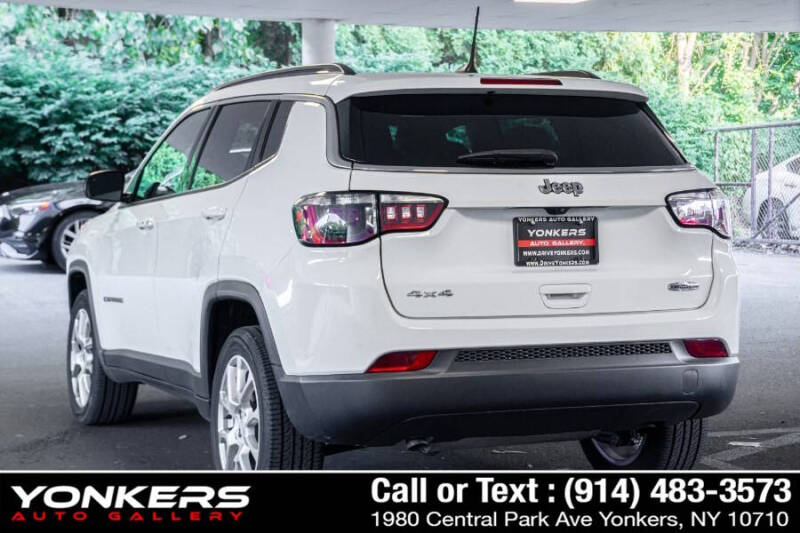 2023 Jeep Compass Latitude Lux