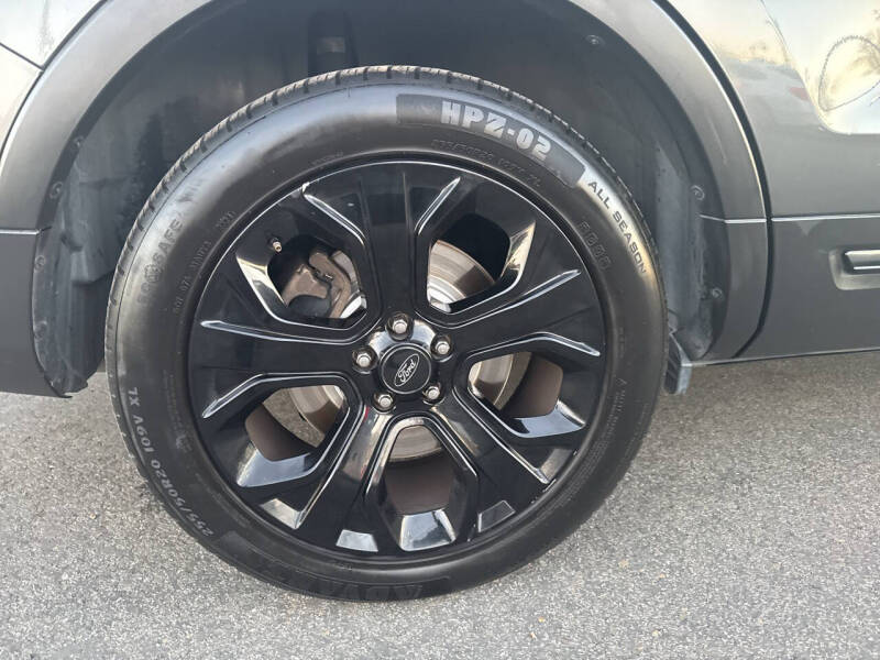 2019 Ford Explorer Sport