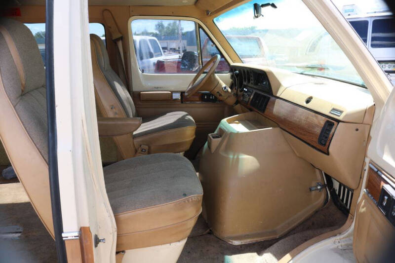 1987 Dodge Ram Van