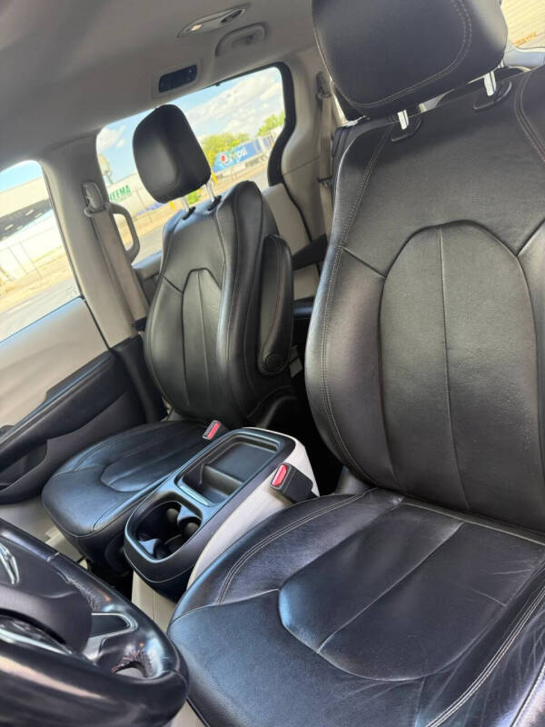 2017 Chrysler Pacifica