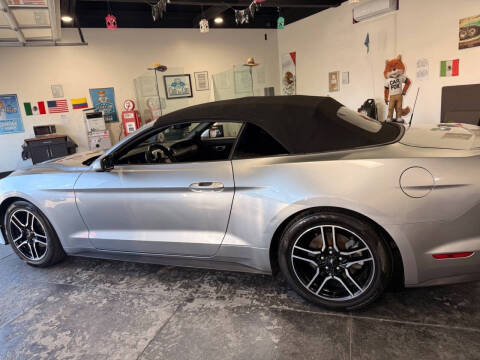 2020 Ford Mustang EcoBoost Premium