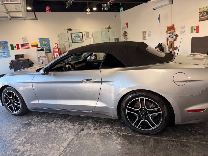 2020 Ford Mustang EcoBoost Premium