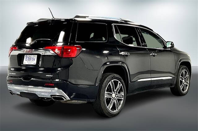 2019 GMC Acadia Denali