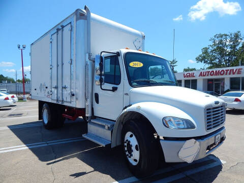 2013 Freightliner M2 106