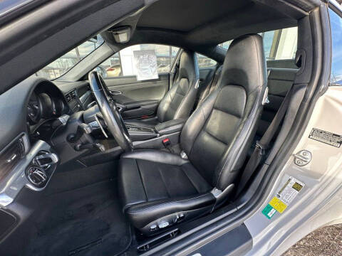 2018 Porsche 911 Carrera