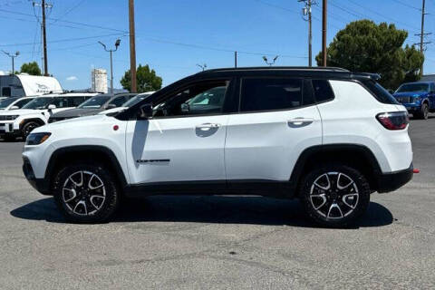 2025 Jeep Compass Trailhawk