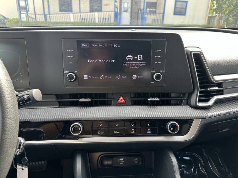 2024 Kia Sportage LX