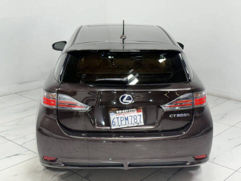 2011 Lexus CT 200h Premium