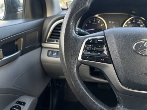 2018 Hyundai Elantra SEL