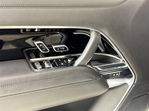 2023 Land Rover Range Rover P530 SE