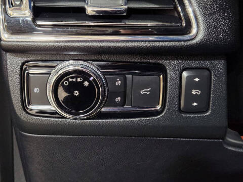 2018 Lincoln Navigator Select