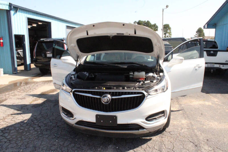 2020 Buick Enclave Essence