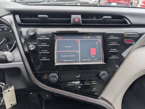 2019 Toyota Camry SE