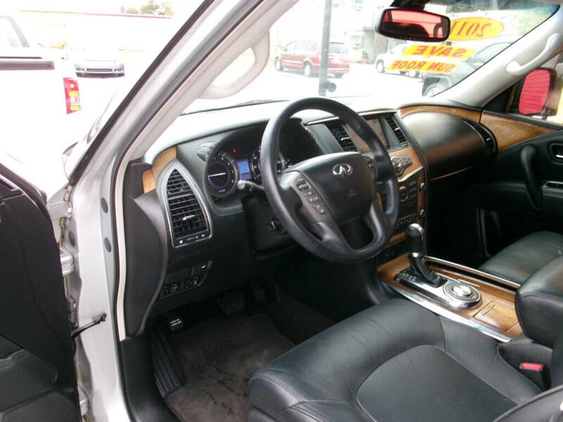 2011 Infiniti QX56
