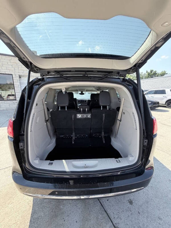 2019 Chrysler Pacifica Touring L