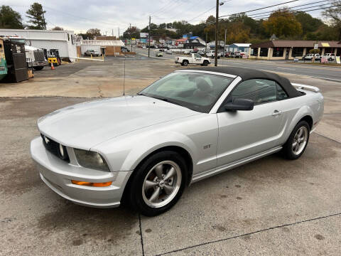 2006 Ford Mustang for sale at Global Imports of Dalton LLC in Dalton GA