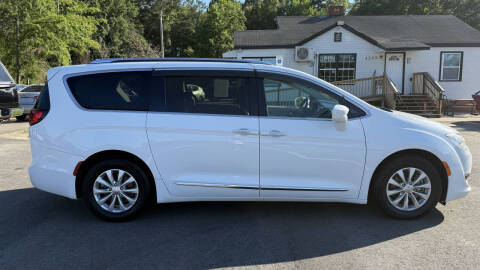 2019 Chrysler Pacifica Touring L