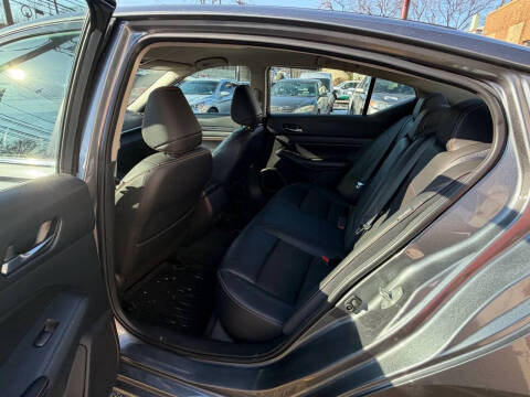 2019 Nissan Altima 2.5 SR