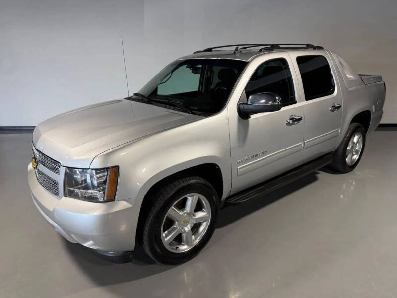 2012 Chevrolet Avalanche LS