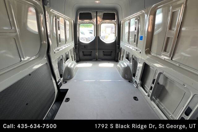 2025 Mercedes-Benz Sprinter