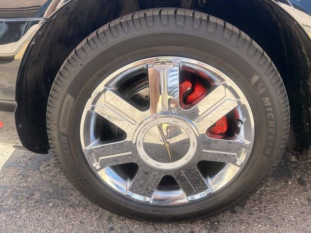 2004 Ford Thunderbird Deluxe