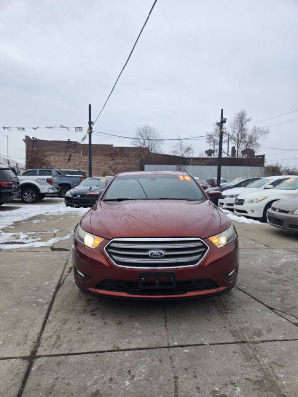 2014 Ford Taurus SEL's photo