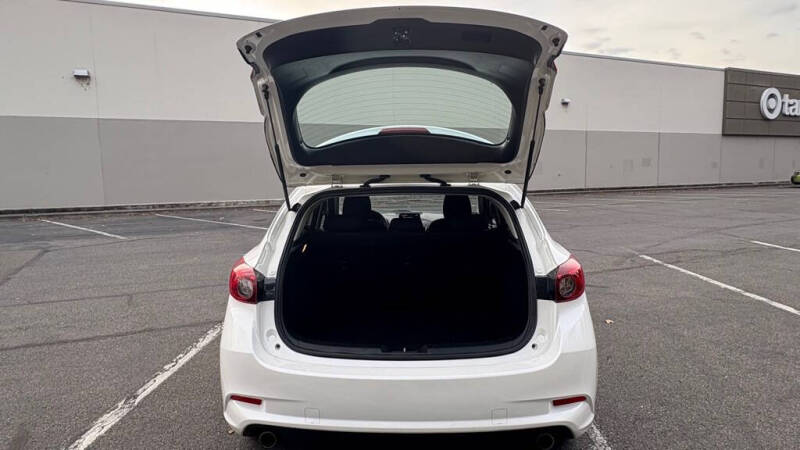 2017 Mazda MAZDA3 Sport