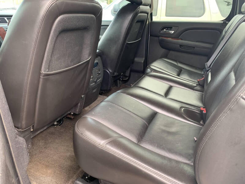 2011 Chevrolet Avalanche LT