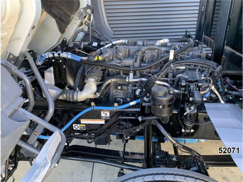 2022 Kenworth K270
