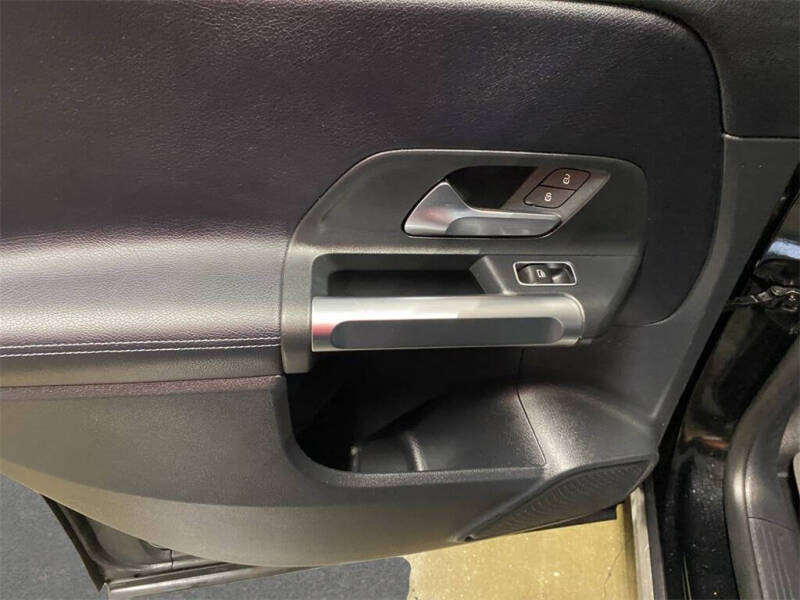 2021 Mercedes-Benz GLB GLB 250