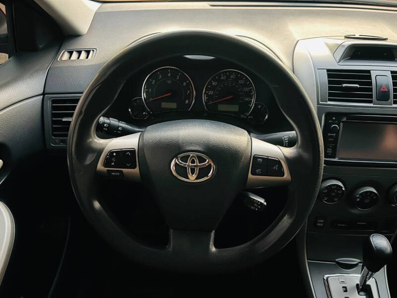 2013 Toyota Corolla S Special Edition photo 19