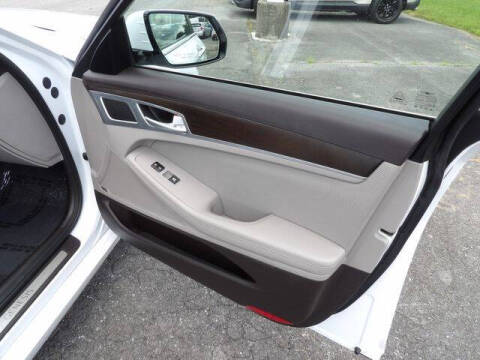 2017 Genesis G80