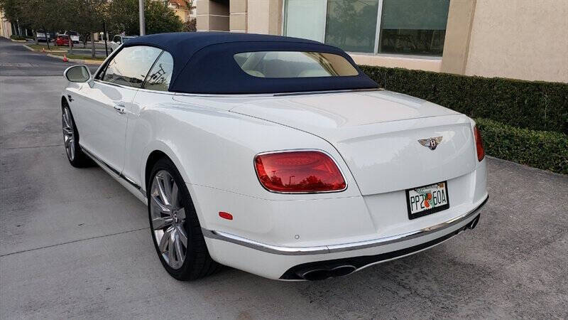 2016 Bentley Continental GT Base photo 27