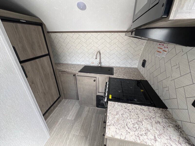 2025 Sunset Park 21TH