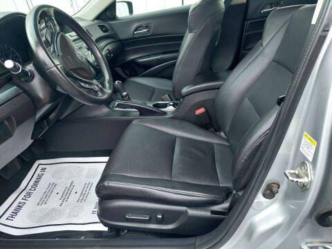 2013 Acura ILX 2.0L w/Tech