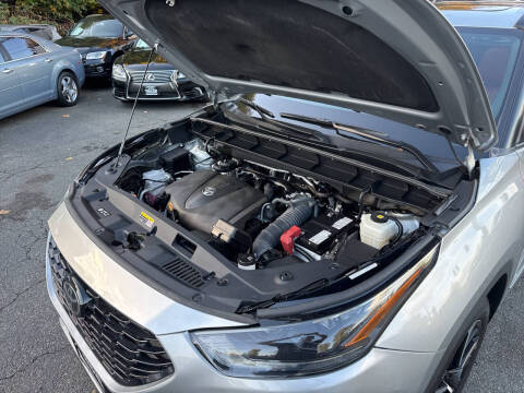 2022 Toyota Highlander XSE