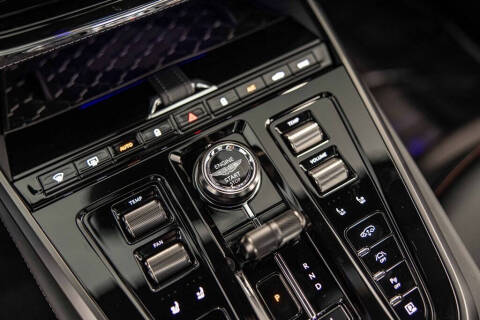 2026 Aston Martin DBX 707