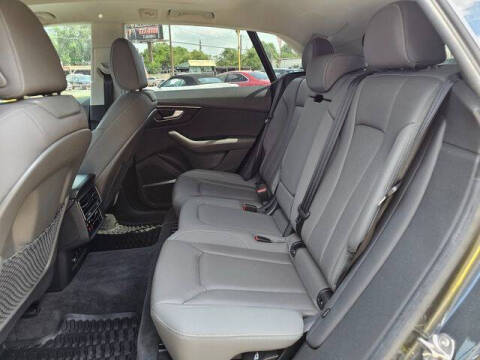 2022 Audi Q8 quattro Premium Plus 55 TFSI