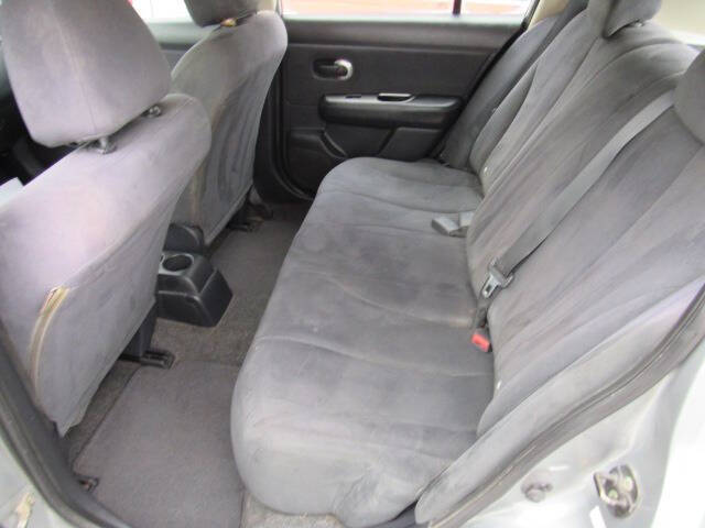 2007 Nissan Versa 1.8 S