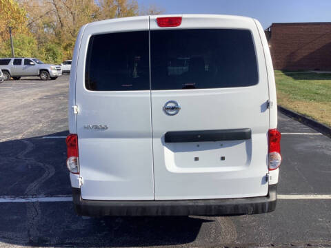 2020 Nissan NV200 SV