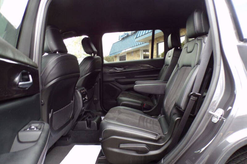 2023 Jeep Grand Cherokee L