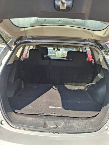 2011 Nissan Rogue SV