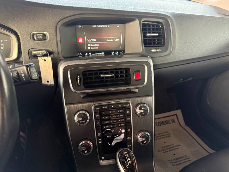 2015 Volvo V60 T5 Drive-E Premier