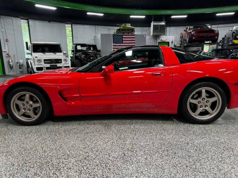 2004 Chevrolet Corvette