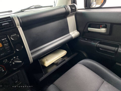 2010 Toyota FJ Cruiser